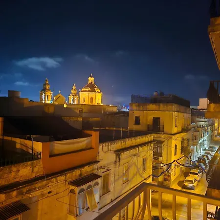 Modern Near Valletta And Sliema アパート *